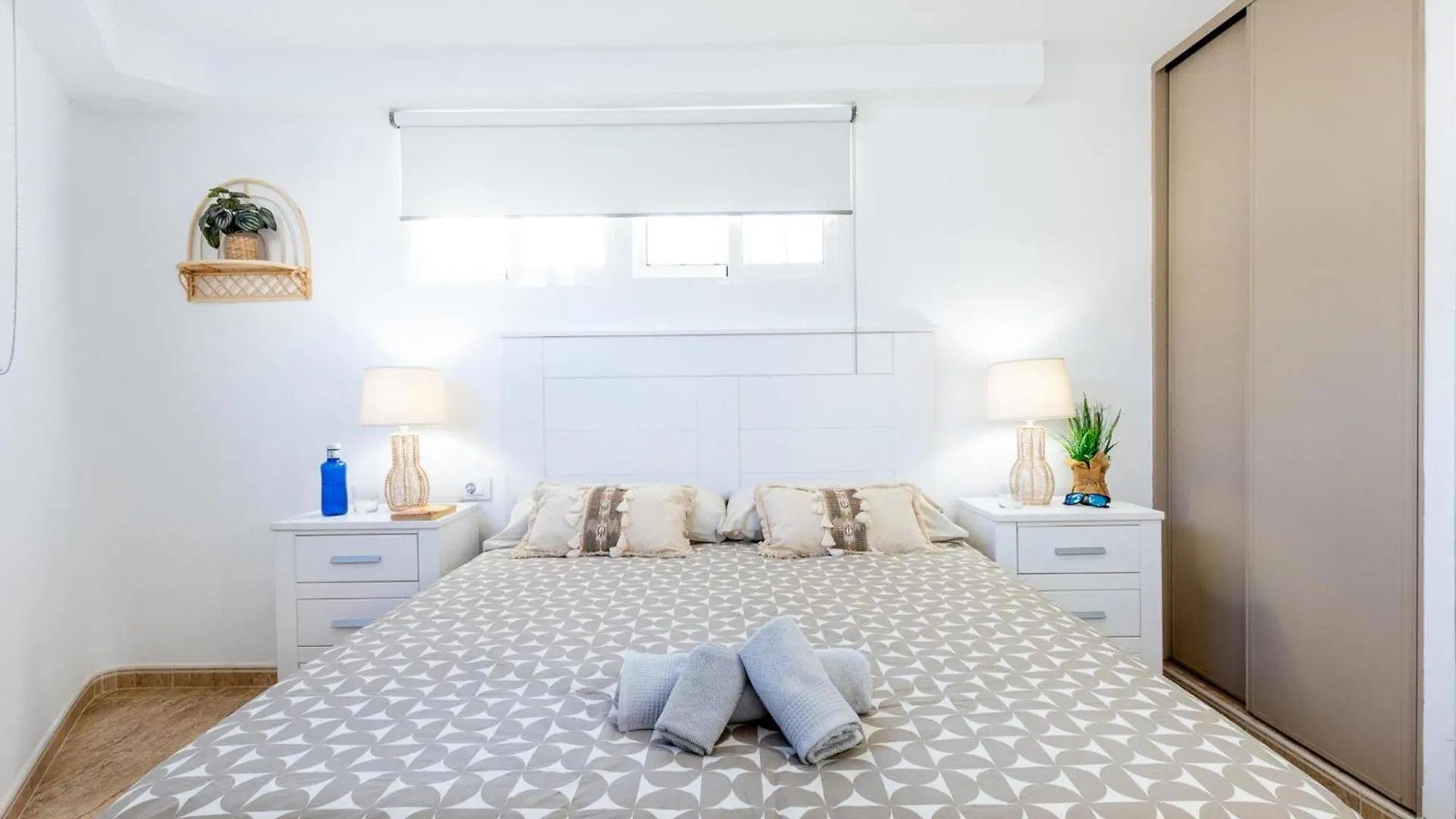 2B. Cozy Las Flores Big Terrace With Pool 아데제 스페인