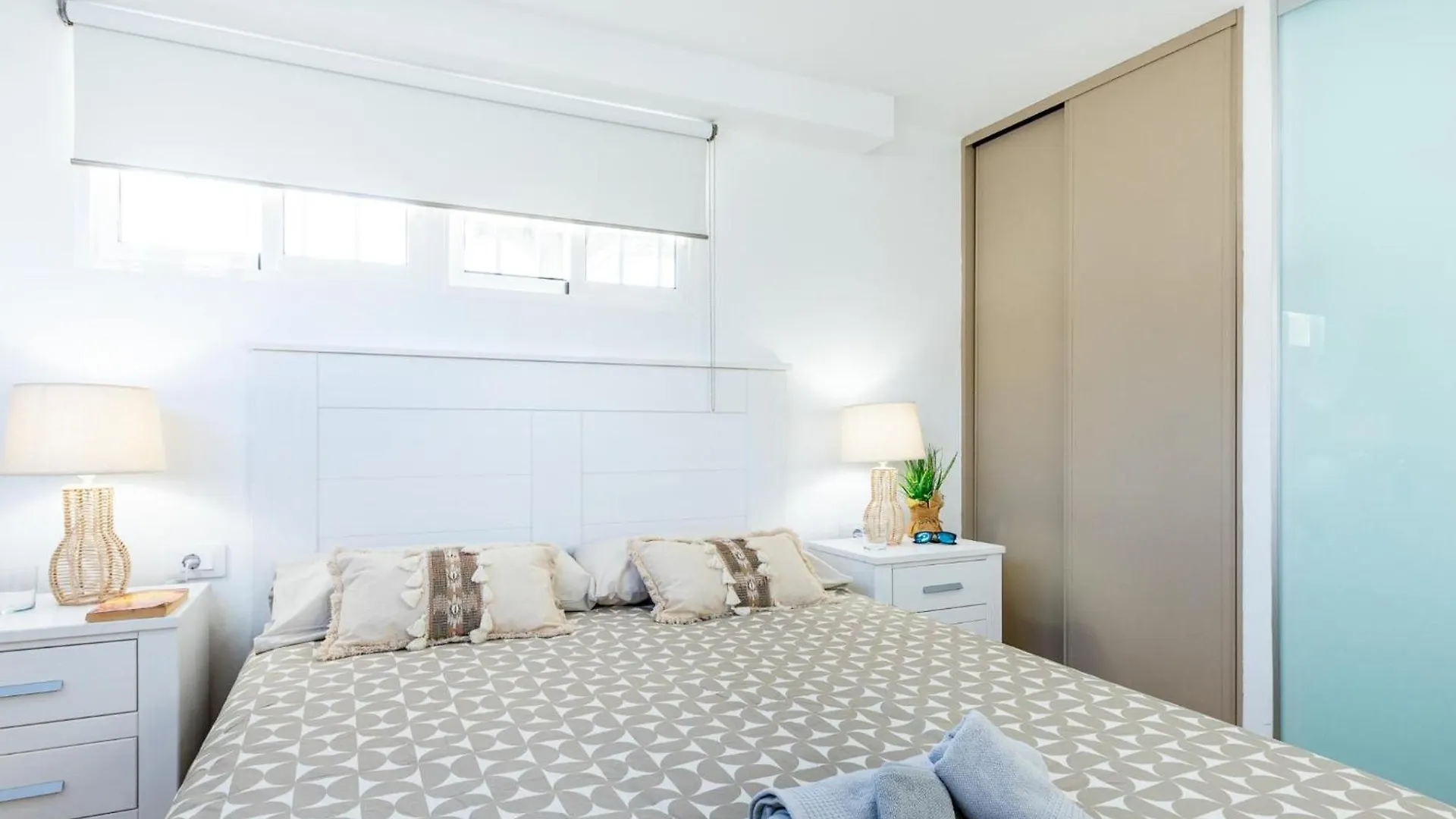 아파트 2B. Cozy Las Flores Big Terrace With Pool 아데제